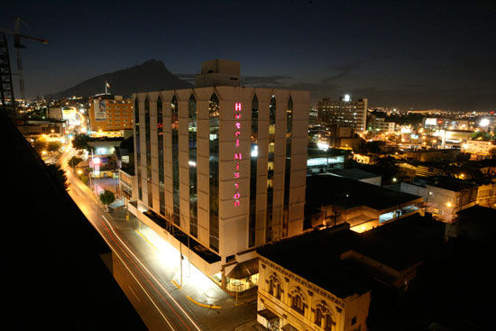 Готель Mision Monterrey Centro Historico Екстер'єр фото